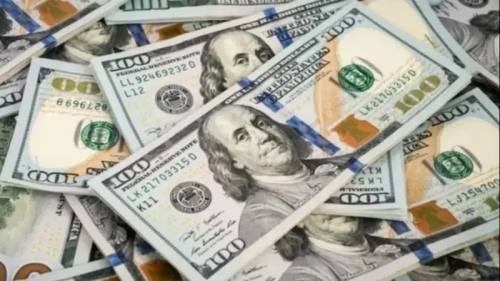 ¿Bajó el dólar? Así se cotiza en el mercado paralelo este viernes 30 de enero tras la devolución de