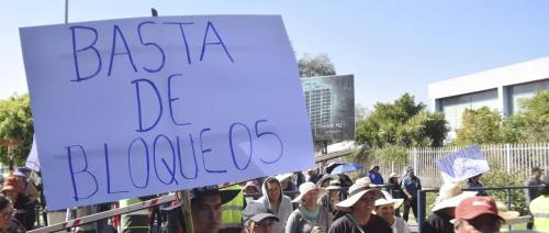 Bolivia sufre 50 días de bloqueos y se registran 41 rutas cortadas en cinco departamentos