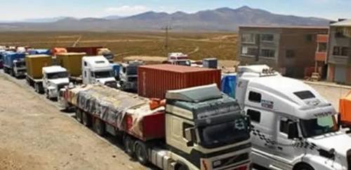 Crisis del diésel paraliza al transporte internacional