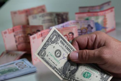Dólar paralelo cae y reservas suben, pero el “respiro” no cambia la crisis