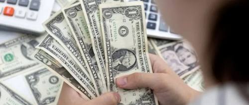 Dólar referencial se cotiza en Bs 10,25 para la venta este miércoles tras alcanzar su pico más alto