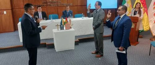 Designan a nuevos ejecutivos de Aduana e Impuestos Nacionales