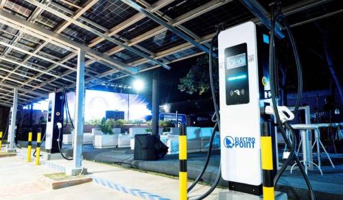 Santa Cruz tiene la primera estación eléctrica vehicular con tecnología integral Huawei de Latinoamé
