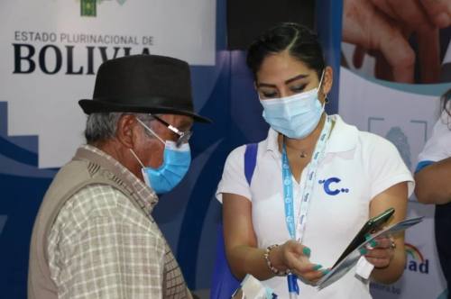 Economistas advierten insostenibilidad financiera para aumentar la Renta Dignidad a Bs 2.000 como pr