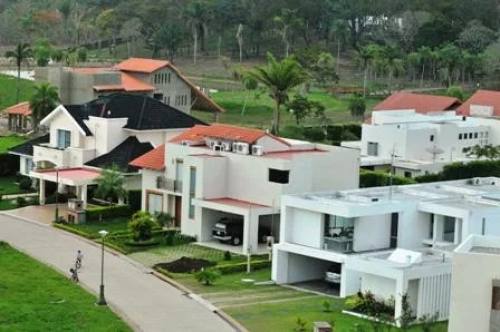 Solicitudes de nuevos de proyectos inmobiliarios reducen una 70%