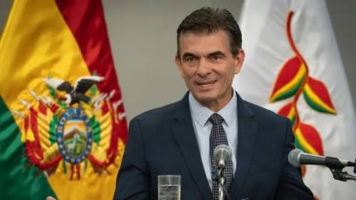 Ejecutivo reúne a ministros para fijar acciones inmediatas y reducir burocracia