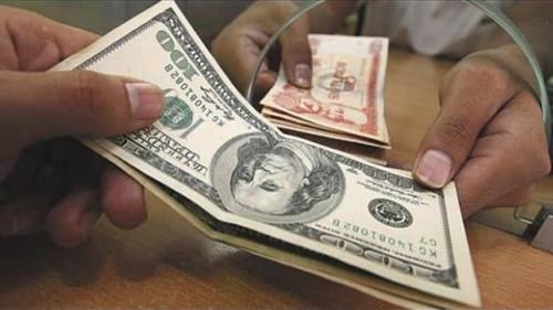 El dólar oficial se cotiza en Bs 11,92 en el cierre de agosto