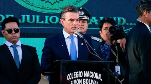 Paz anuncia inversiones por $us 300 millones para carreteras, energía y seguridad