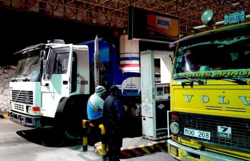 El Gobierno alista la norma para mantener los precios de los combustibles
