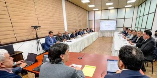 CADECOCRUZ se reúne con el Ministro de Obras Públicas para impulsar el reajuste de precios y reactiv