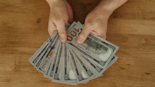 Dólar oficial queda por debajo de Bs 12: ¿a cuánto se cotiza este martes 6 de octubre?