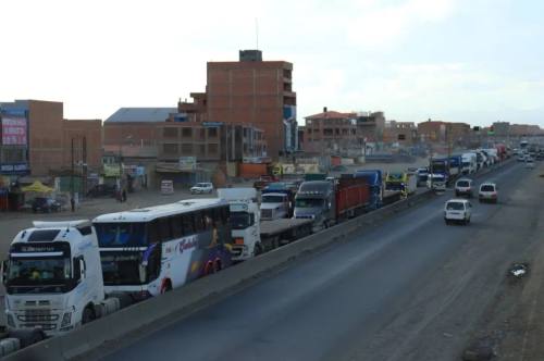 ¿Cuántos dólares necesita Bolivia? Se requieren más de $us 14 mil millones para 2025 y 2026, según e