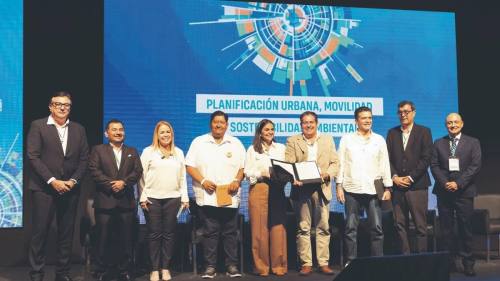 Candidatos plantean reordenar la ciudad y reformar el transporte