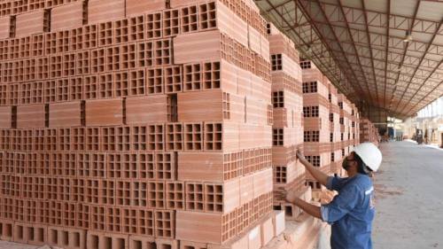 Ladrillos bolivianos rompen récords: La Paz lidera exportaciones con destino a Perú