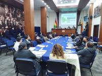 Constructores e inmobiliarios del país plantean acciones para desburocratizar trámites y pr