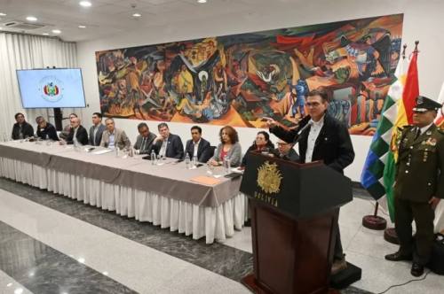 Aprueban decreto para reprogramación de deudas