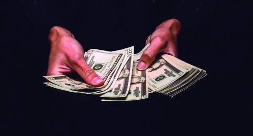 Alertan que la inestabilidad política provoca alza en la cotización del dólar