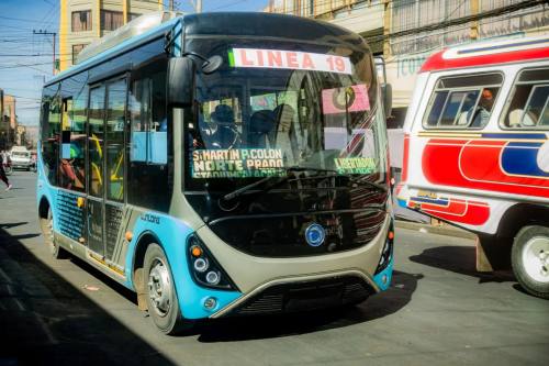 En prueba piloto, bus eléctrico recorrió la ruta de 34 líneas del transporte en Cochabamba