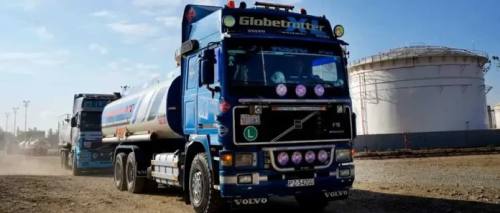 Denuncian que YPFB traba importación de combustible