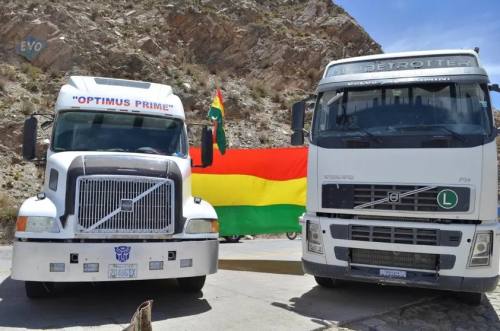 Transporte pesado anuncia paro indefinido por falta de combustible