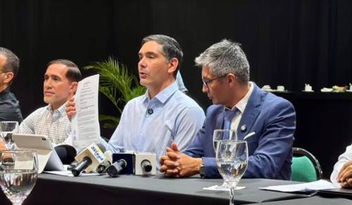 Gobierno ratifica seguridad jurídica al sector inmobiliario y anuncia sanciones a empresas con contr