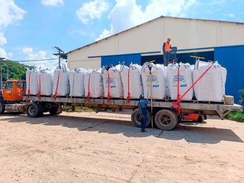Itacamba impulsa energía limpia con el coprocesamiento de Neumáticos Fuera de Uso