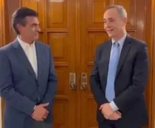 Presidente Rodrigo Paz asegura $us 800 millones del BID para salud, educación e infraestructura en B