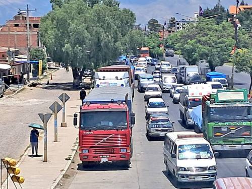 Ministro: Hay recursos para combustible hasta fin de año