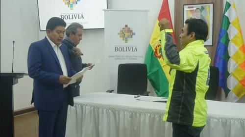 Gobierno cambia al presidente de la Administradora Boliviana de Carreteras