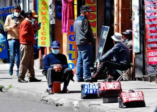 Economía se estanca y urge reformas para evitar una crisis de largo plazo