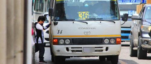 Santa Cruz: Solo el 40% del transporte urbano está trabajando ante la escasez de combustible, señala