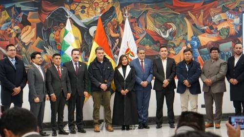 Alcaldes lograron compromiso de que el ahorro del diésel se distribuya a municipios