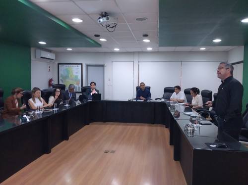 CADECOCRUZ recibió misión oficial del Fondo MonetarIo Internacional