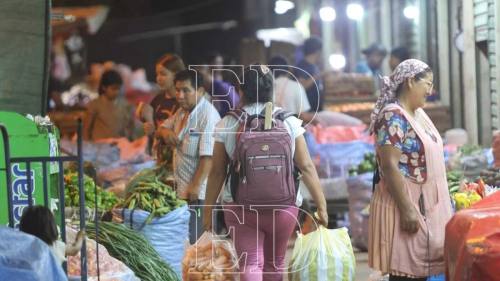 La inflación en Bolivia cae en marzo, pero la tasa anual se mantiene por encima del 15%