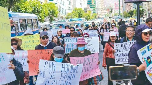 La ley de diferimiento de créditos fue la última norma de la era del MAS en el poder