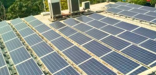 El avance de la transición a las energías renovables es muy lento