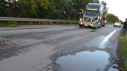 Carretera Bioceánica presenta grave deterioro y ausencia de mantenimiento